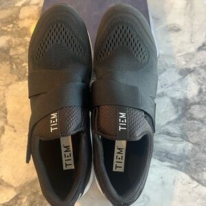 Tiem Slipstream Black Cycling Shoes for Women